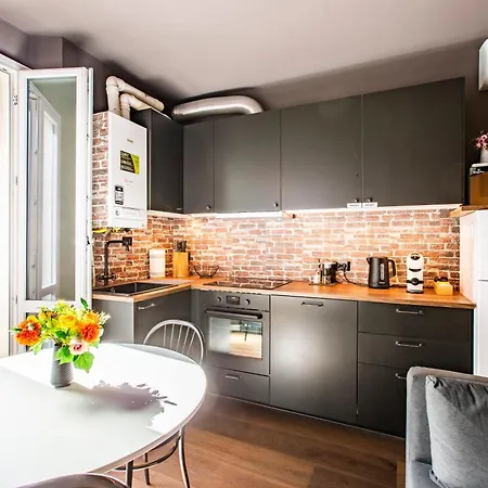 Apartamento - Old Town Terrace - 3 Min From And Station